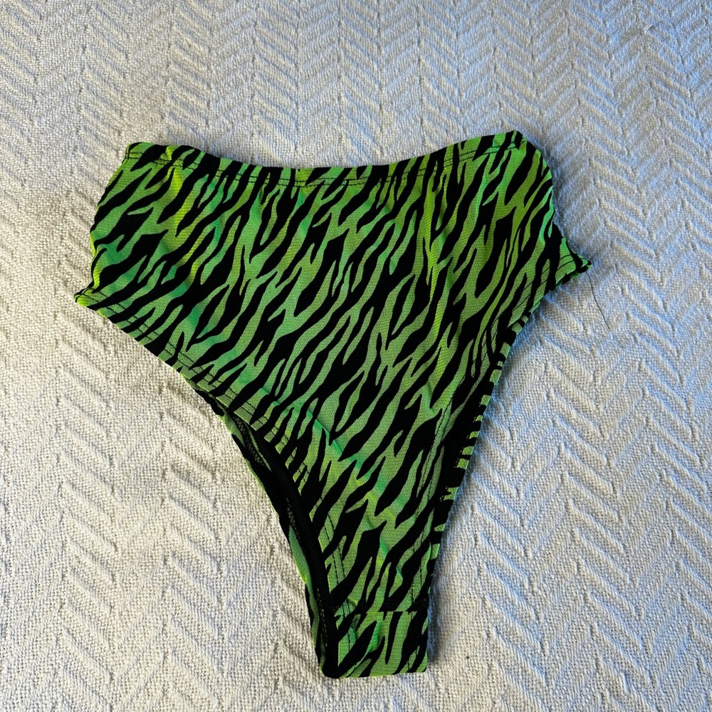 Green and Black Zebra Print High-Waisted Festival Bottom
